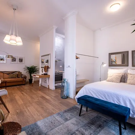 Modern Downtown - Renovated, On Ideal Location Lägenhet Prag