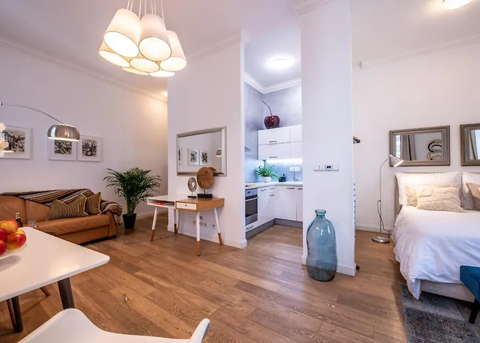 Modern Downtown - Renovated, On Ideal Location Praga